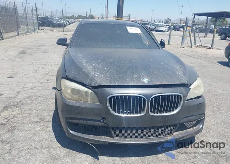 2013 BMW 750 I z USA, uszkodzony, nr VIN WBAYA8C57DC996601